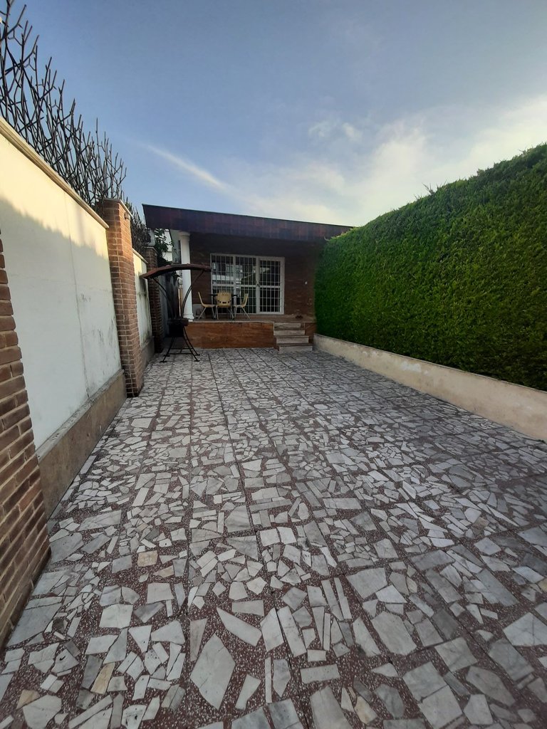 یک خوابه ساحلی نورا ۱