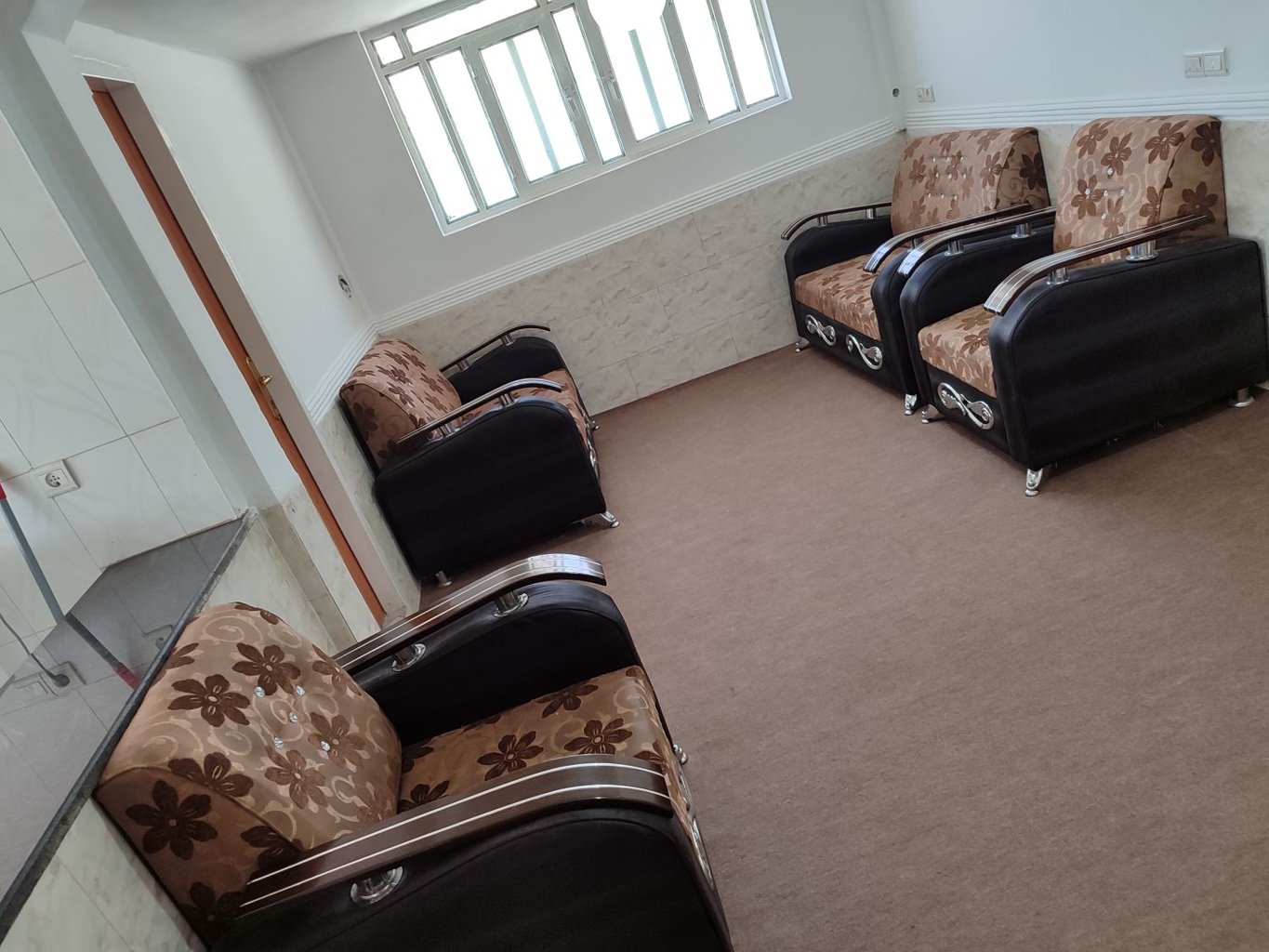 آپارتمان دوخوابه دلوین 1