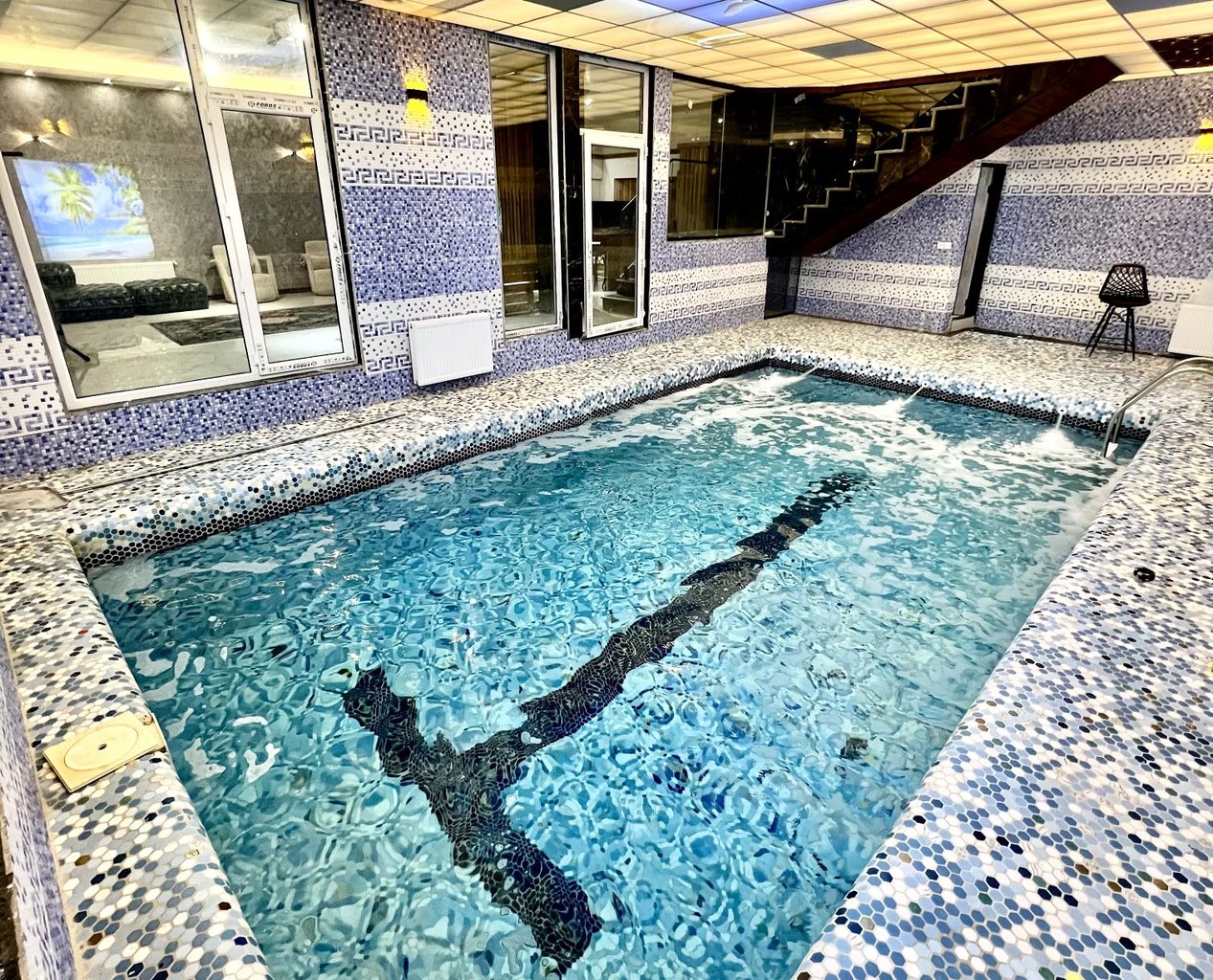 سه خوابه استخردارآبگرم نخل10