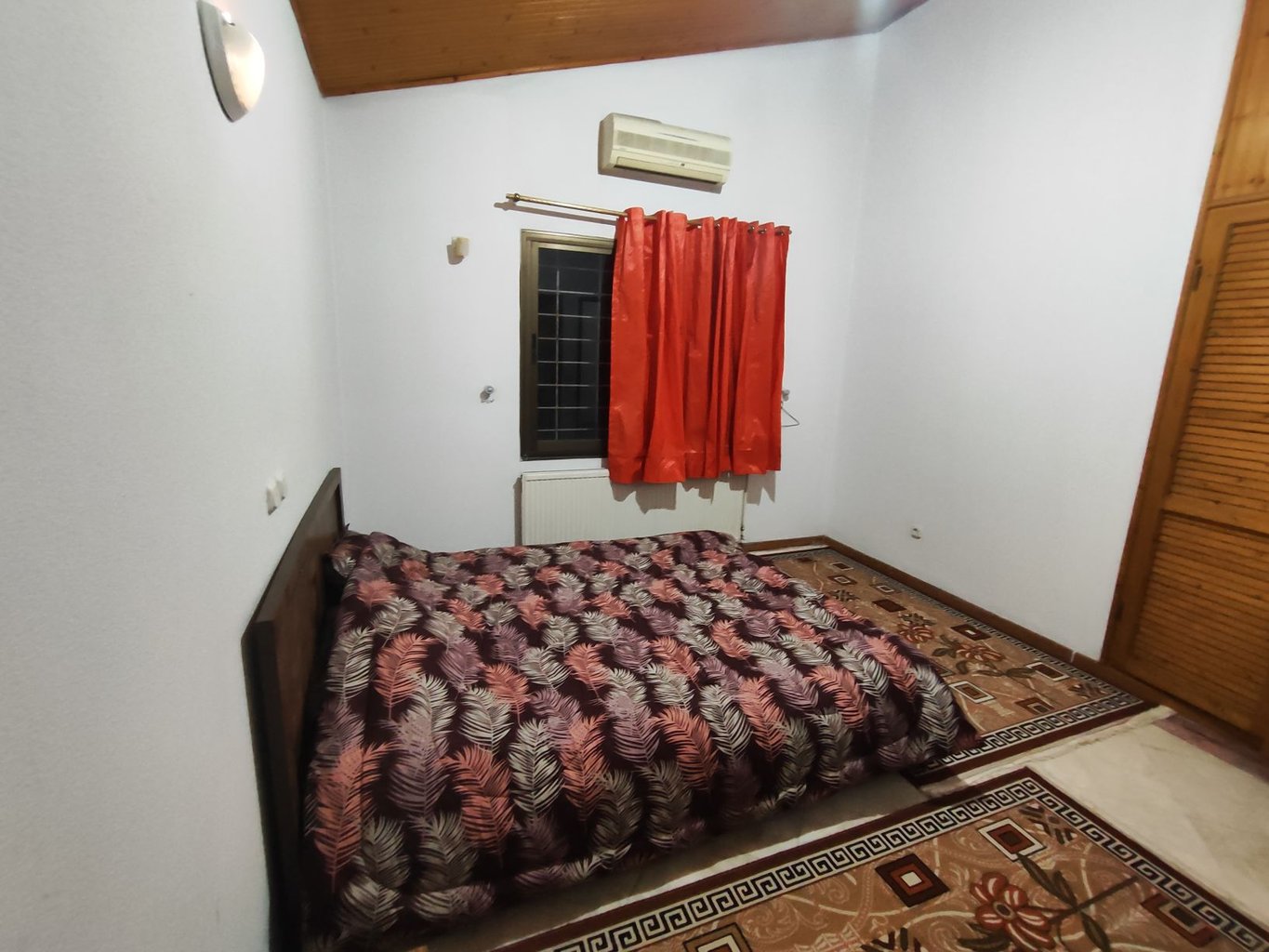 ویلا چهارخوابه ساحلی آبادگران