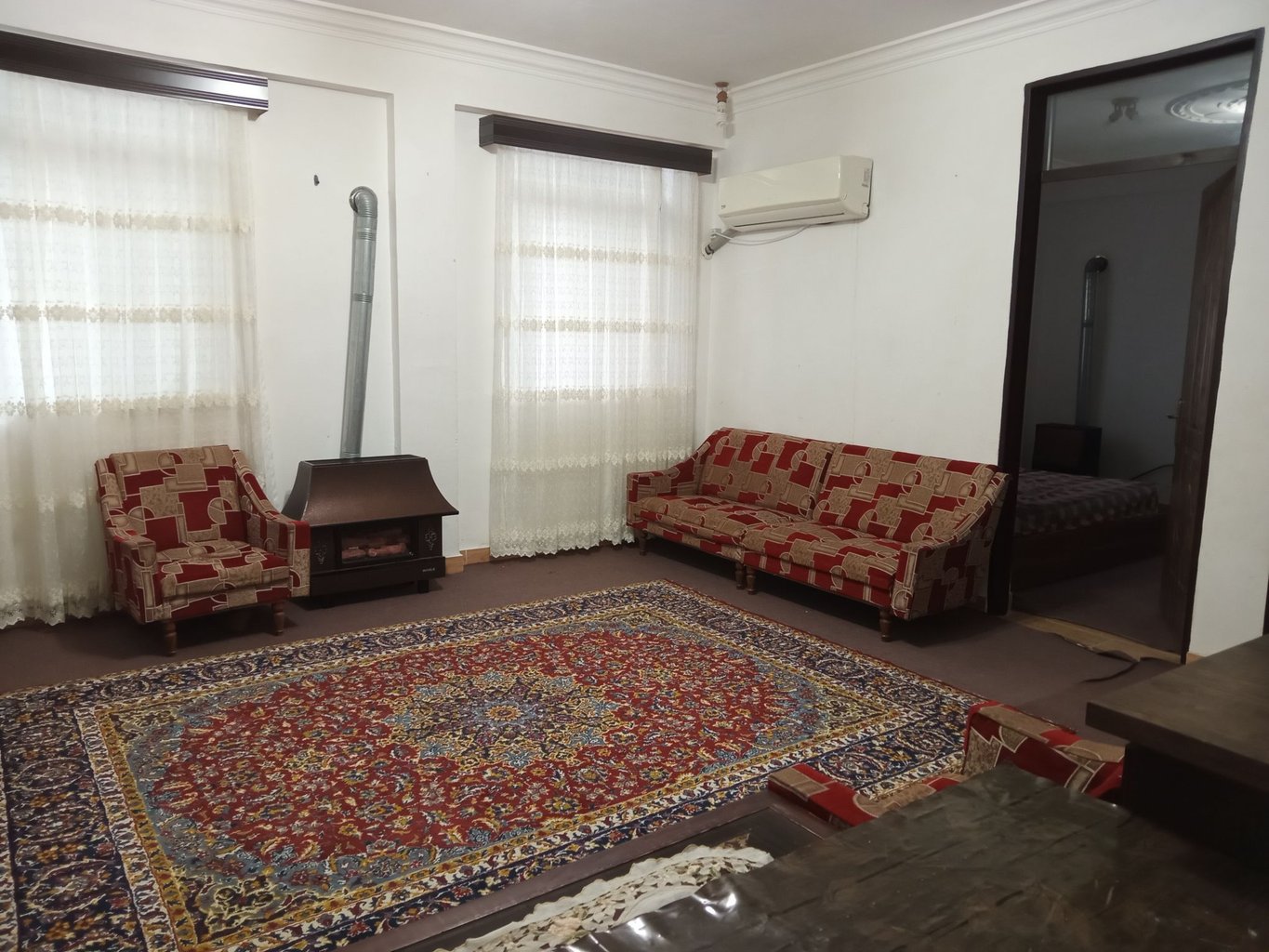 ویلا دوخوابه جنگلی اچ