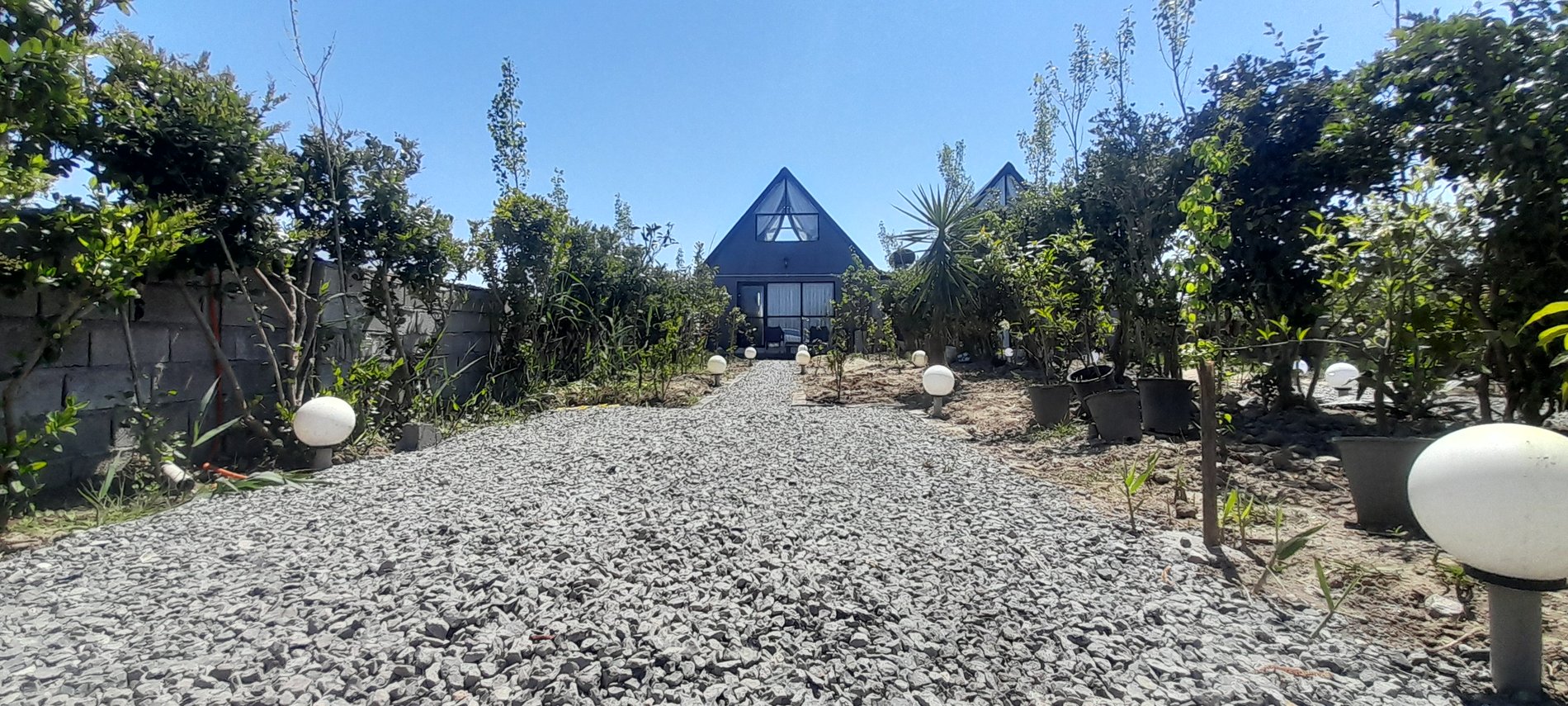 کلبه یک خوابه جانان نجف پور