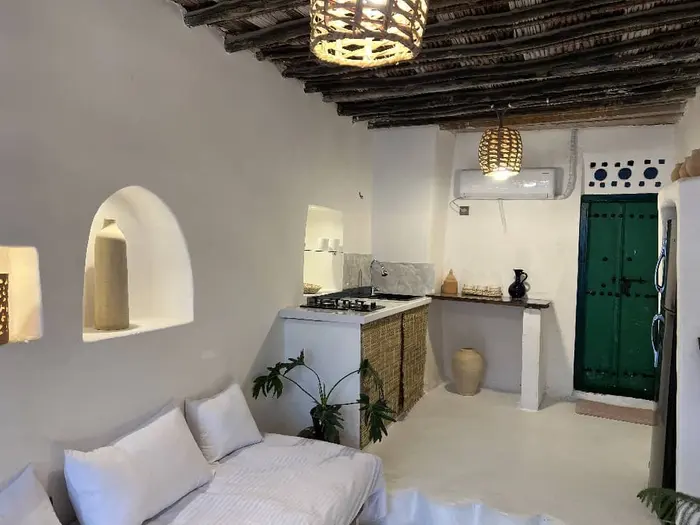 بوم گردی یک خوابه خانه حوض بارجیل