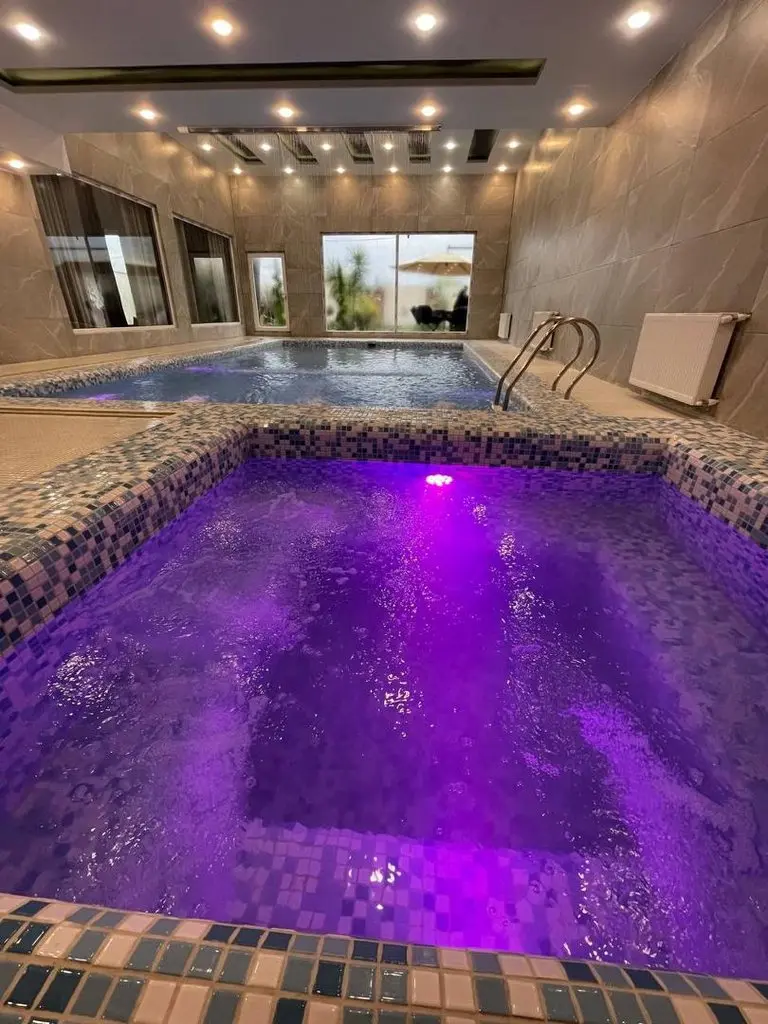 ویلا سه خوابه استخردار آبگرم باقرپور