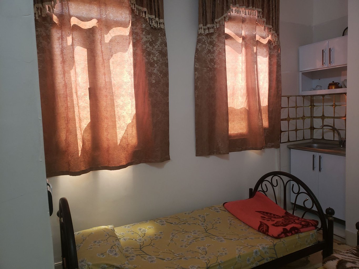 مسافرخانه هدی - واحد 2