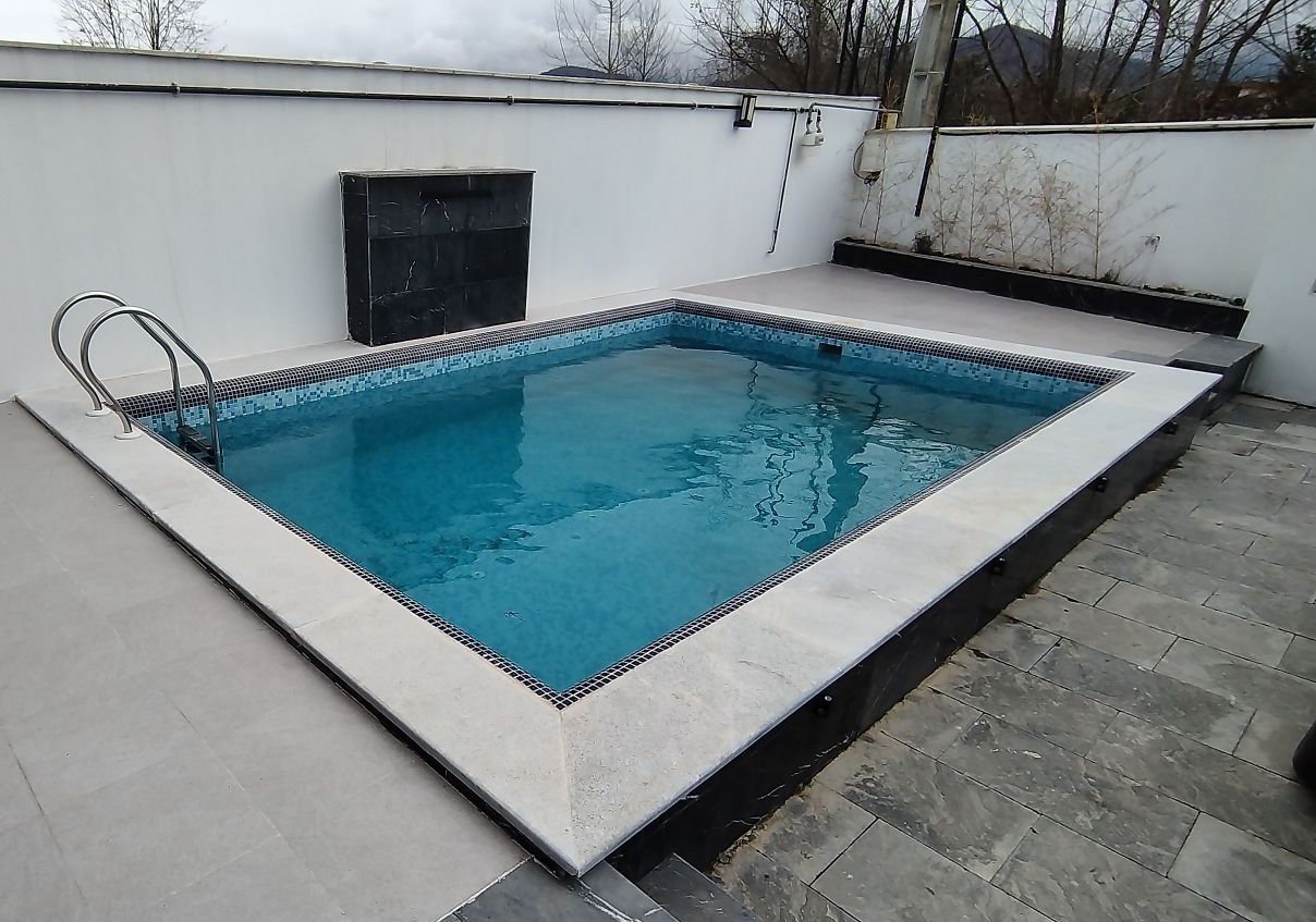 سه خوابه استخردار آبگرم شارِن