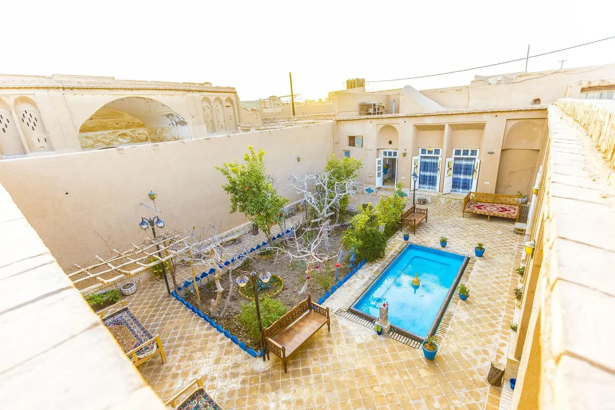 بوم گردی عمارت بانو - واحد ترمه