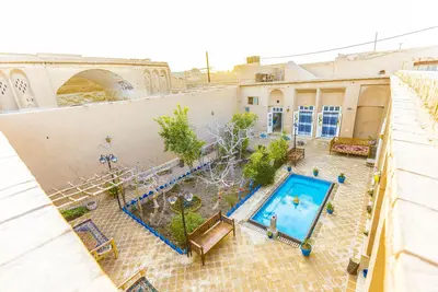 بومگردی عمارت بانو - واحد ترمه