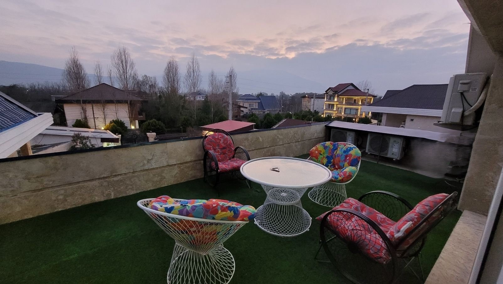 پنج خوابه جکوزی دار تریپلکس روهام