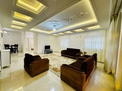 اقامتگاه سنتی اُمرو - خانه بَرچ