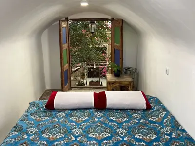 بومگردی الهه - واحد بقچه