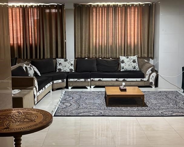 مجتمع اقامتگاهی یک خوابه دی - واحد ۱۰۰