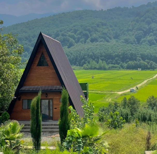 دوخوابه جکوزی دار جنگلی اوپه