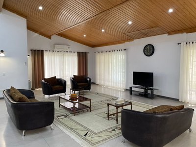 ویلا چهارخوابه‌ ساحلی لبخند