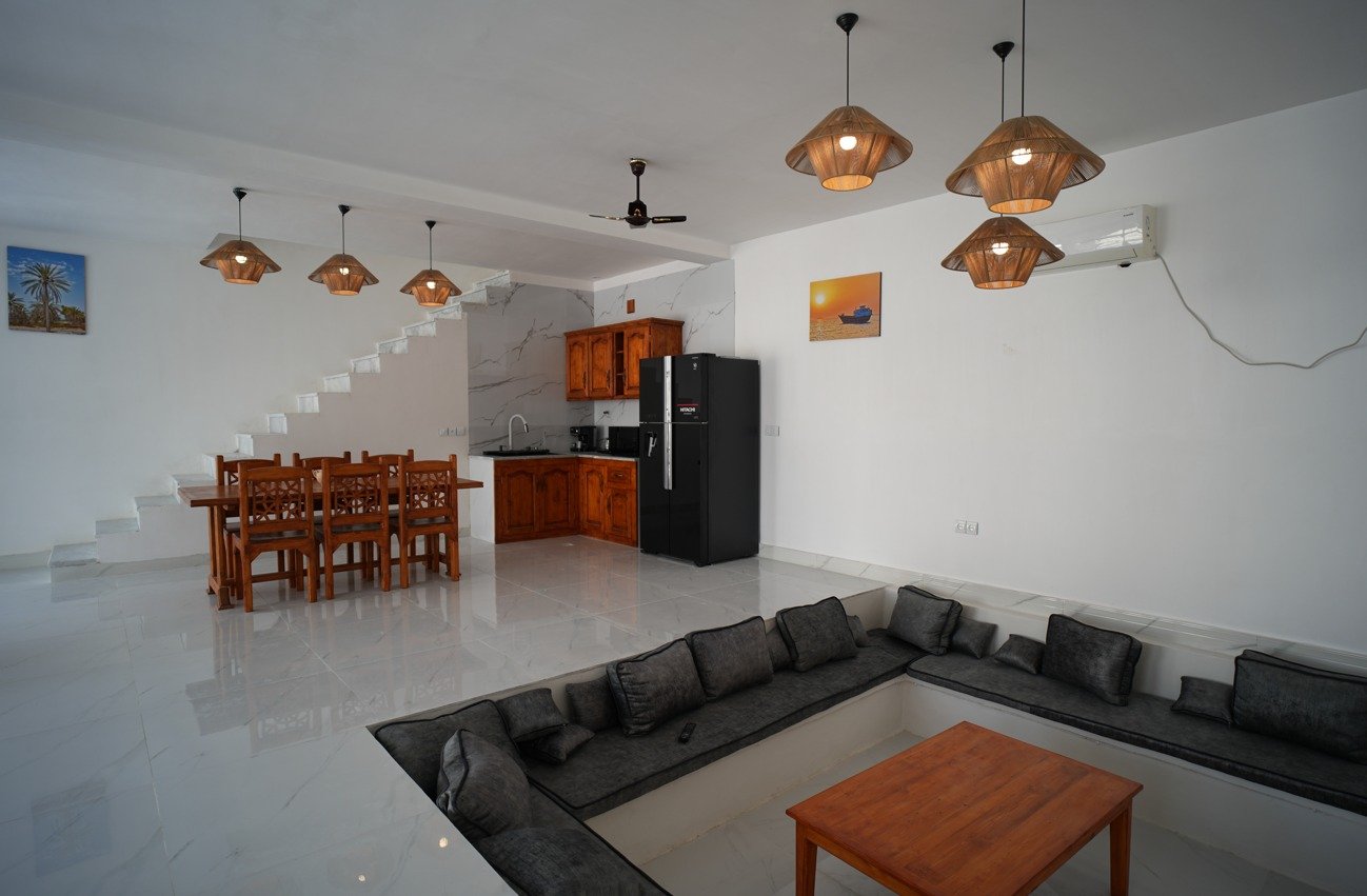 عمارت میرزا - سه خوابه استخردار عمارت میرزا