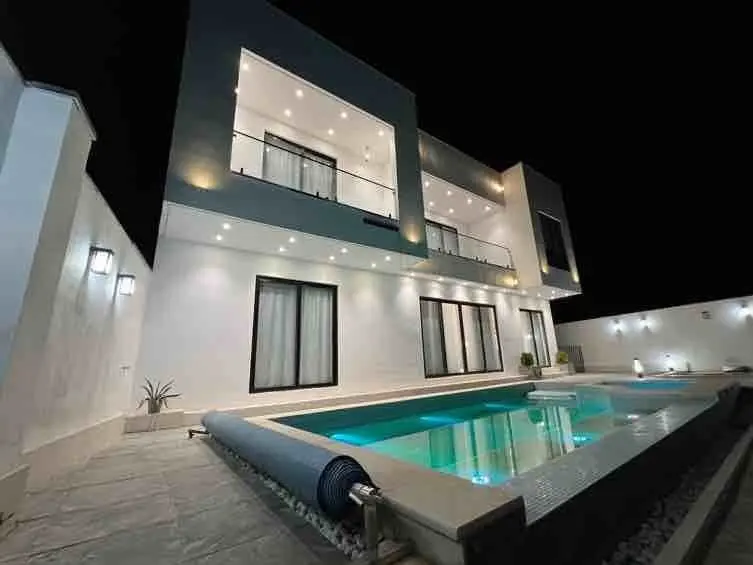 ویلا سه خوابه استخردار آبگرم عرفان