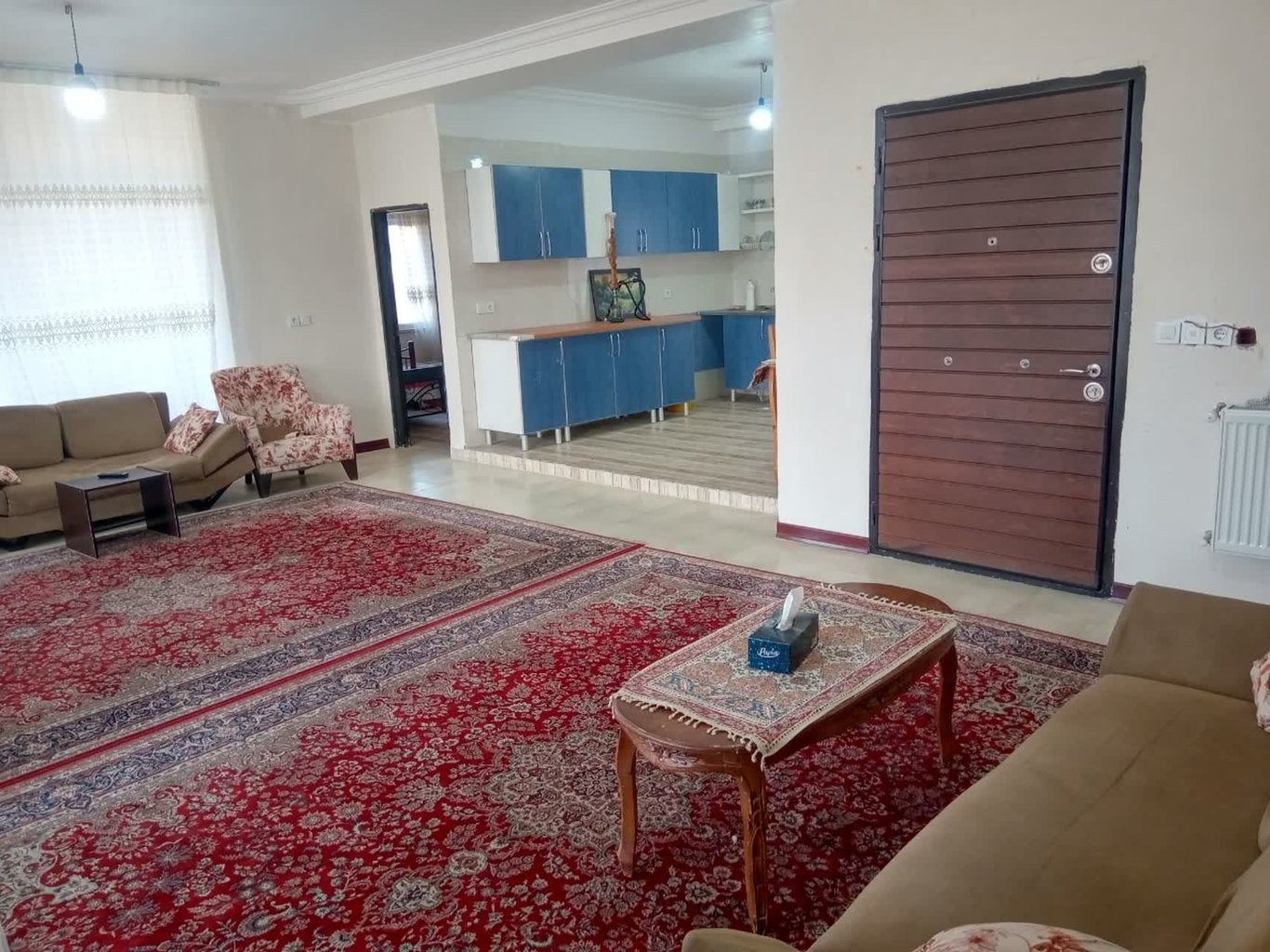 ویلا دوخوابه جنگلی سبز