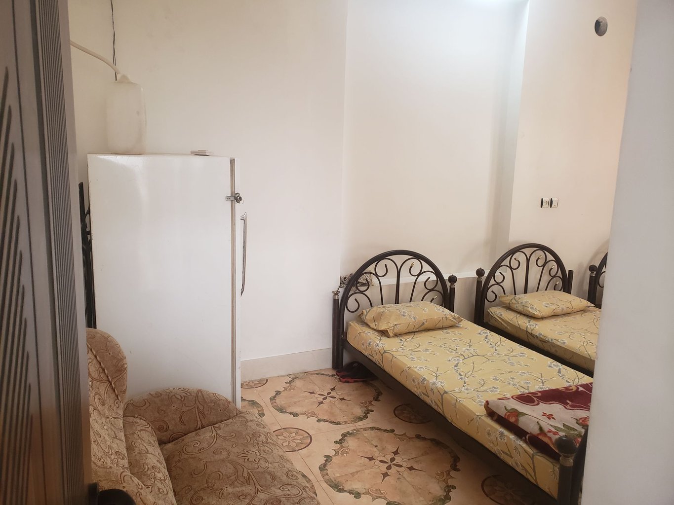 مسافرخانه هدی - واحد 2