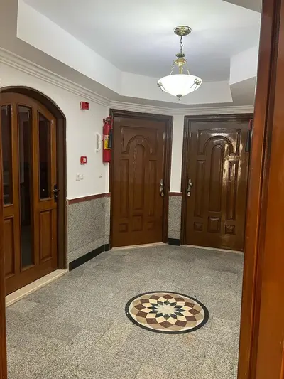 آپارتمان یک خوابه طلائی - واحد 6 تخته 1