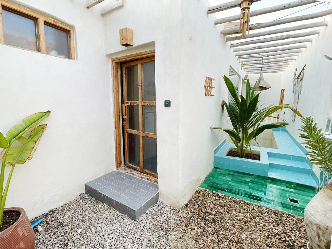 فلت لور - واحد ریشه ها