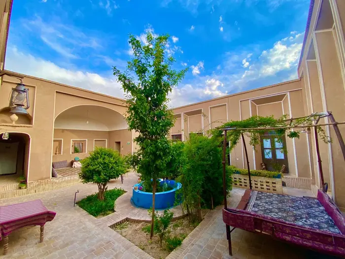 بوم گردی کد خدا فهرج - واحد خاتون