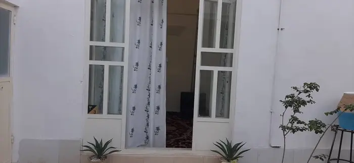 مسافرخانه بهار - واحد ۱۰۳