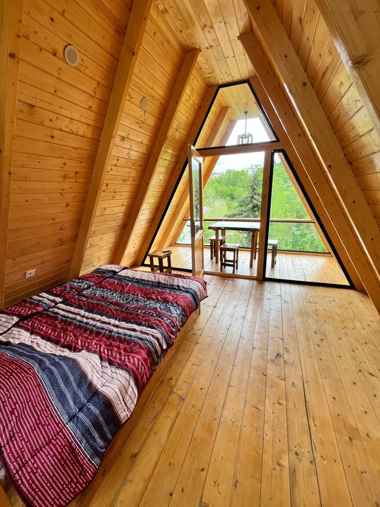 یک خوابه سوئیسی جکوزی دار میرکا لفور