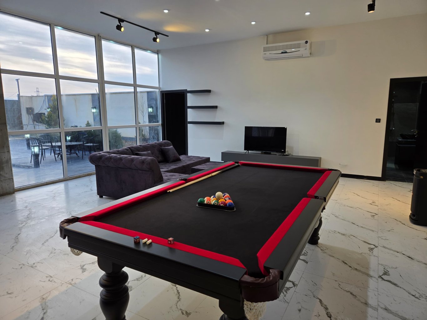 دوخوابه استخردار آبگرم ناپولی