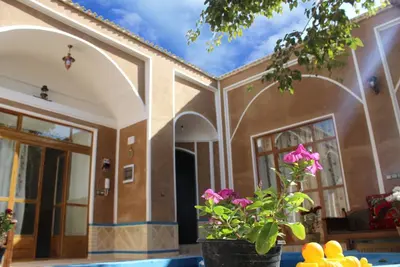 بومگردی حافظ - واحد سه تخته 1