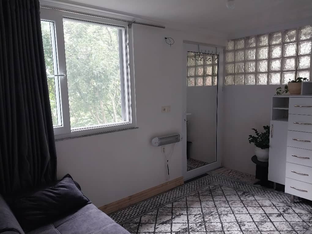 سوئیت فلت فانوس