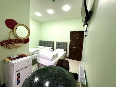 هاستل میرعماد - واحد سه تخته 1