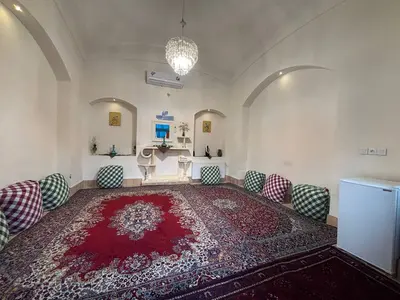 بومگردی سرای آقا محمد - واحد بهارنارنج