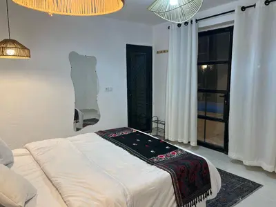 بومگردی دوخوابه استخردار اِشتِواره