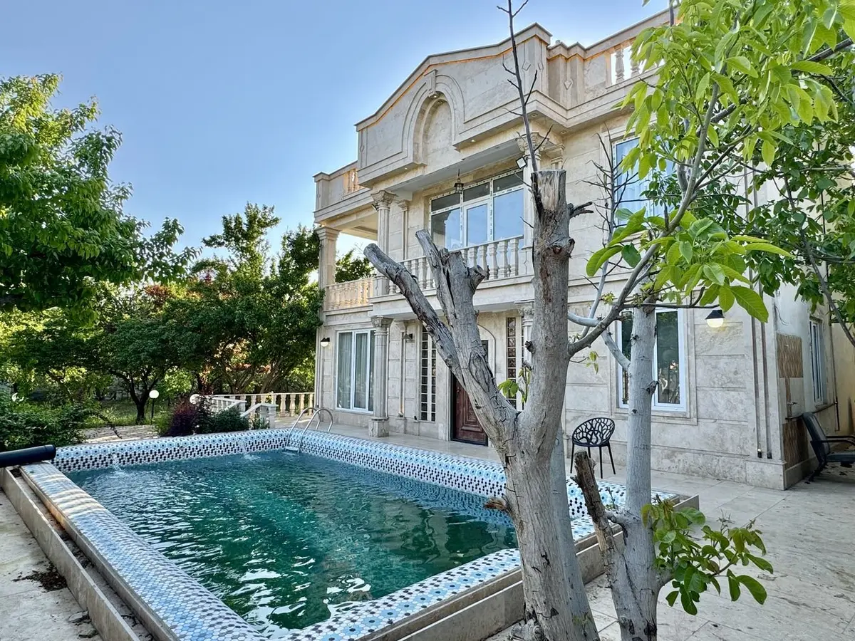 ویلا سه خوابه دوبلکس استخردار آبگرم باغ کارن -   