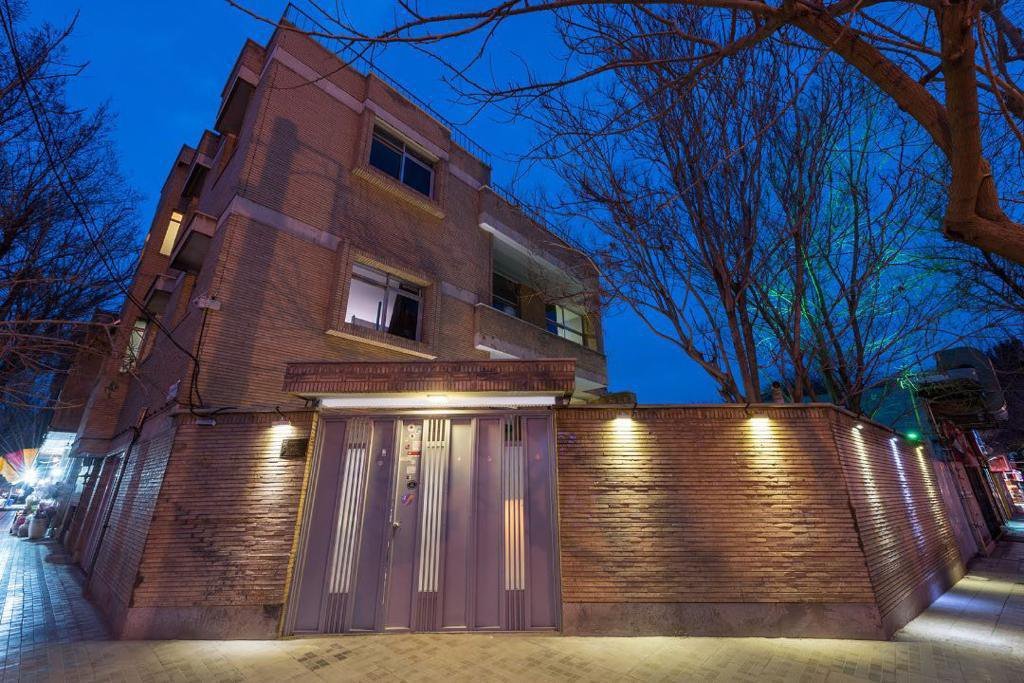 رگ‌ راگ - واحد سه تخته