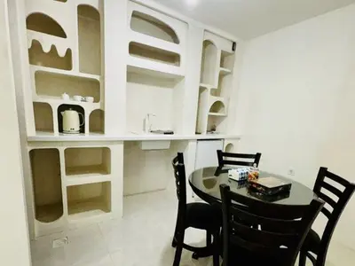 اقامتگاه سنتی اُمرو - خانه بَرچ