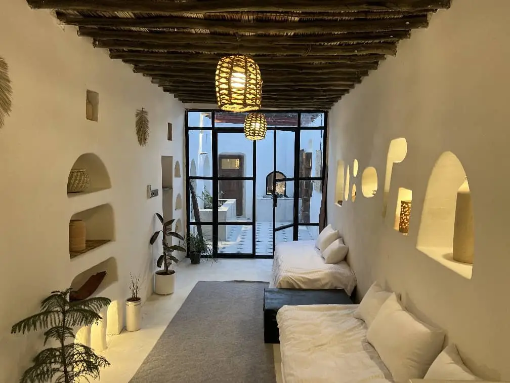 بوم گردی یک خوابه خانه حوض بارجیل