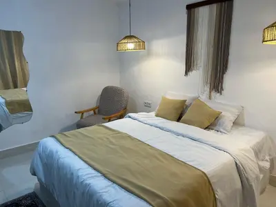 بومگردی دوخوابه استخردار اِشتِواره