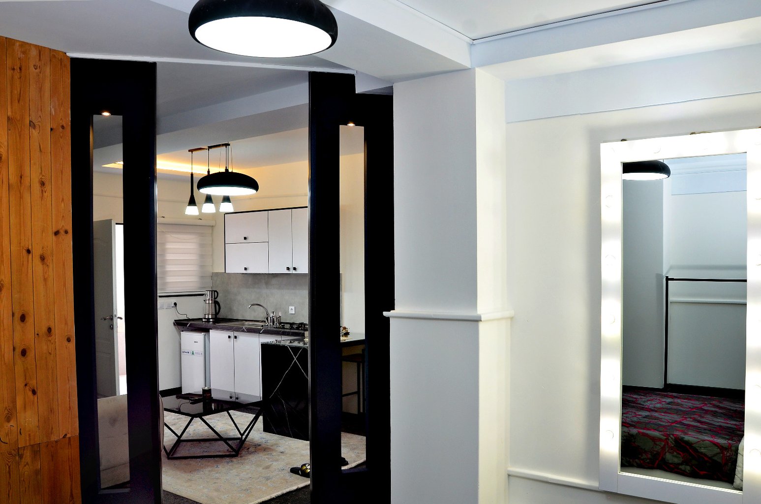 آپارتمان یک خوابه جکوزی دار ستارخان - واحد 15