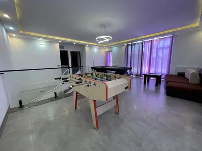 ویلا سه خوابه دوبلکس استخردار آبگرم مهر و ماه زعفرانیه