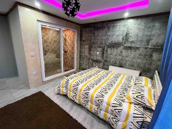 ویلا استخردار آبگرم دوخوابه گل مریم ۱