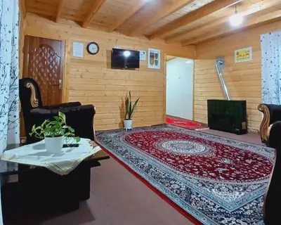 کلبه یک خوابه چوبی کوهستان 1