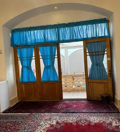 بومگردی سرای آقا محمد - واحد بهارنارنج