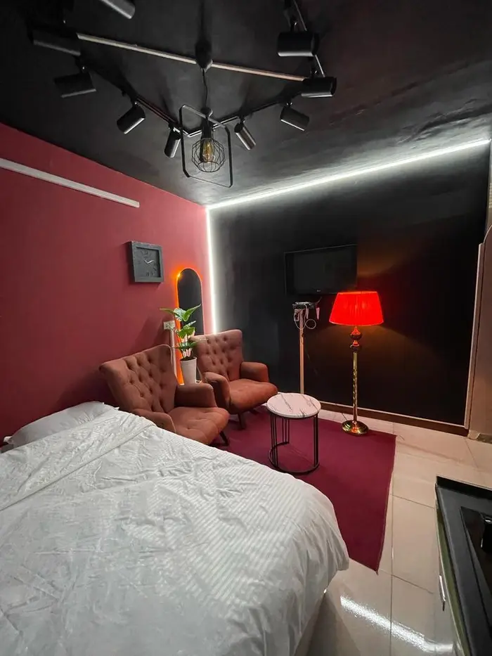 آپارتمان فلت پردیس واحد 2 - مهرآباد