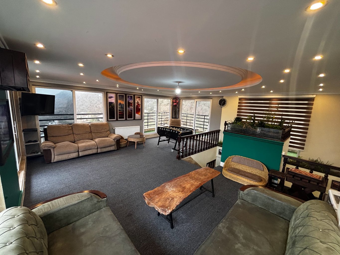 دوخوابه تاج زیارت