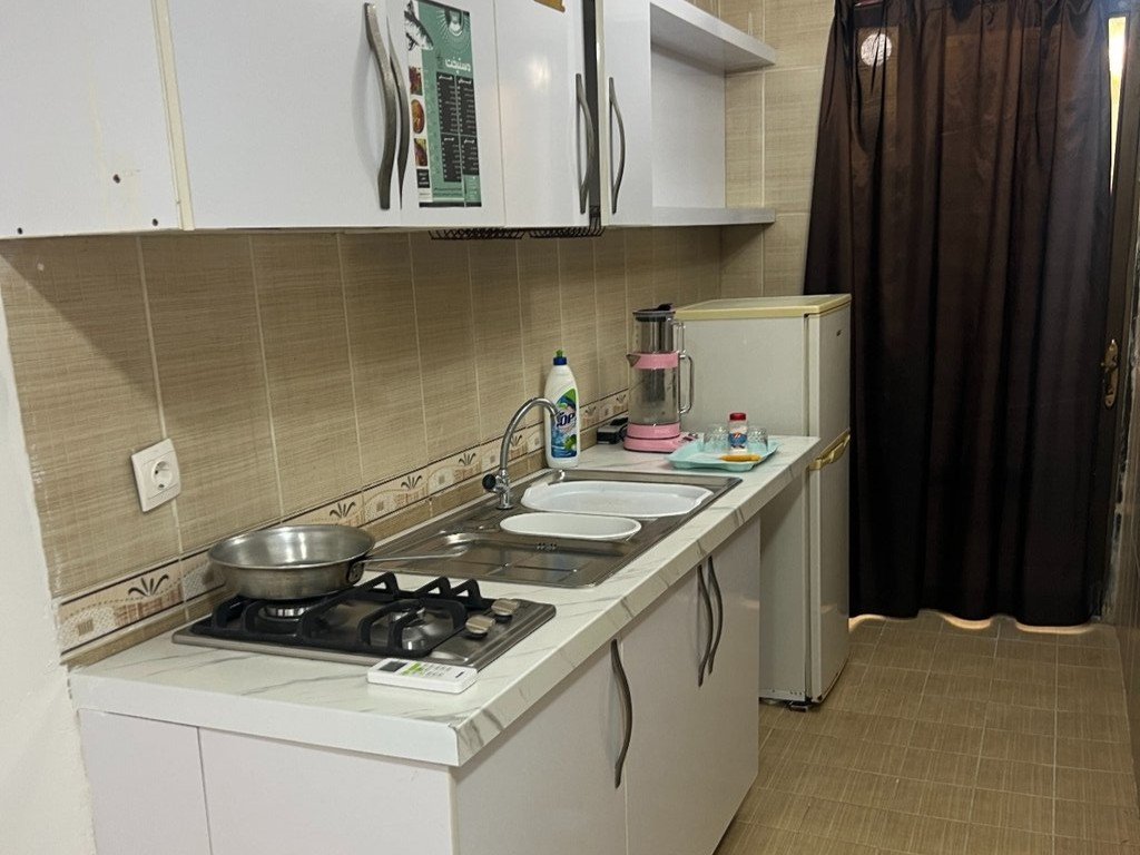 فلت سرو سپهری