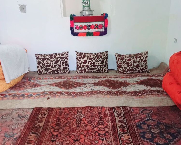 بوم گردی سنگسری - واحد فانوس