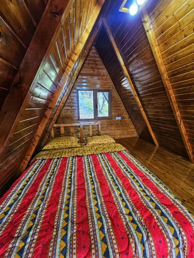 کلبه دوخوابه الدار واحد شارون