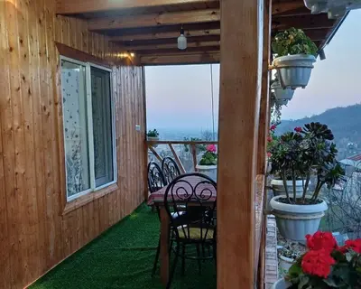 کلبه یک خوابه چوبی کوهستان 1