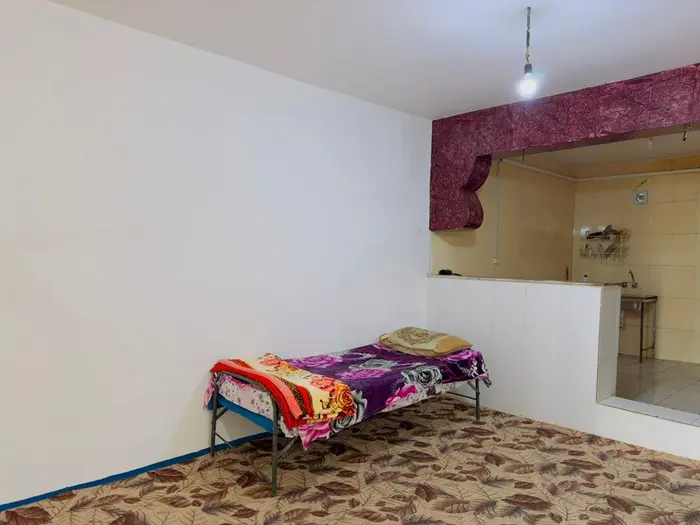 بوم گردی عمو نادر - واحد شش تخته ۲